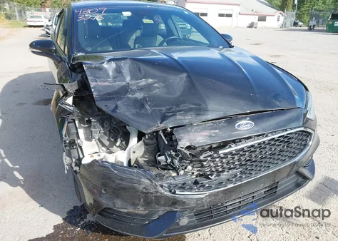 2017 Ford Fusion Sport z USA, uszkodzony, nr VIN 3FA6P0VP9HR197196